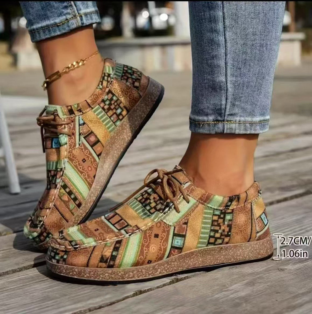 Nova | Colorful Retro Women's Shoes