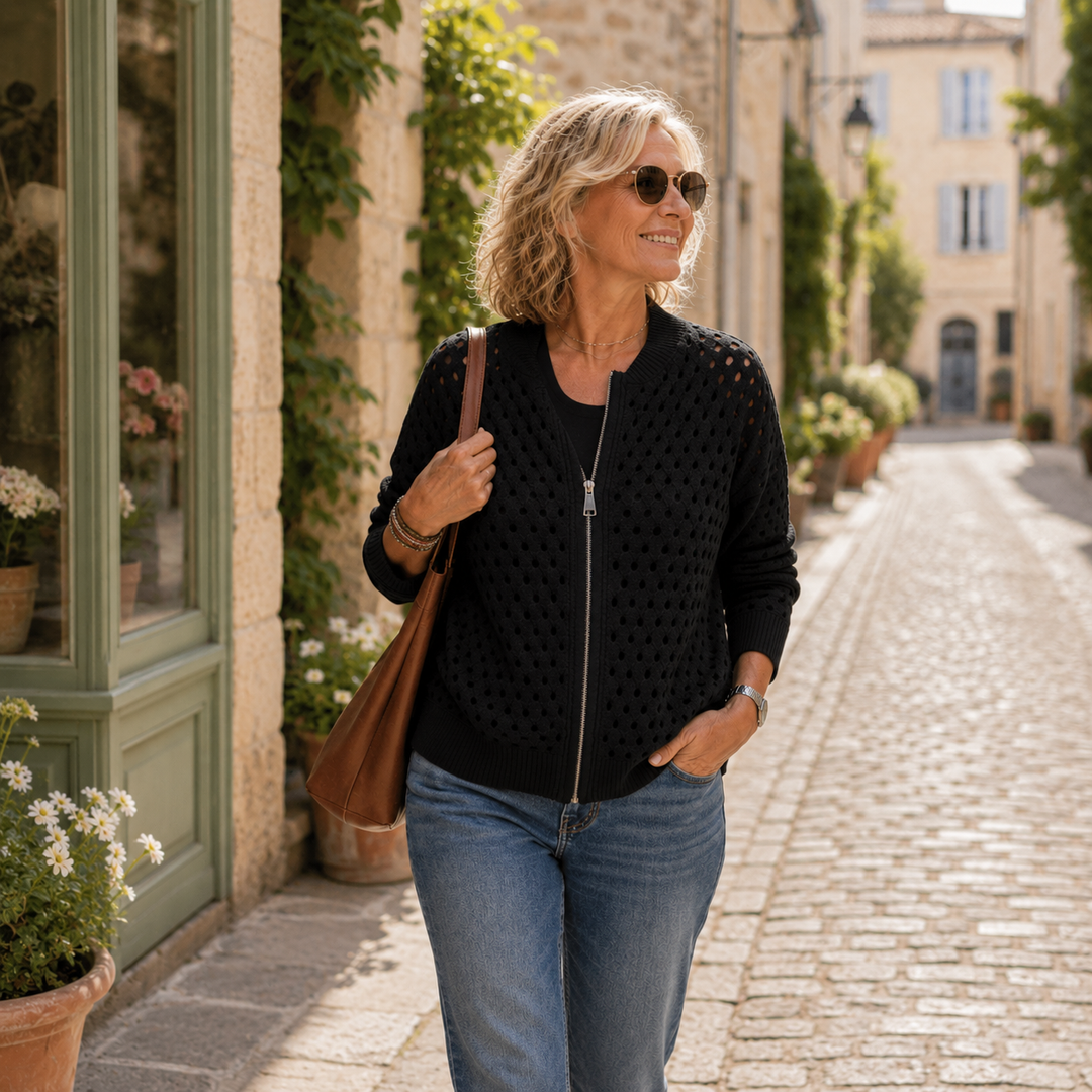 Auriane – Chic Refinement